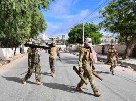 Somalia’s Political Crisis Deepens as Presidential Term Dispute Sparks Violence in Mogadishu Somalia's Political Crisis Deepens as Presidential Term Dispute Sparks Violence in Mogadishu